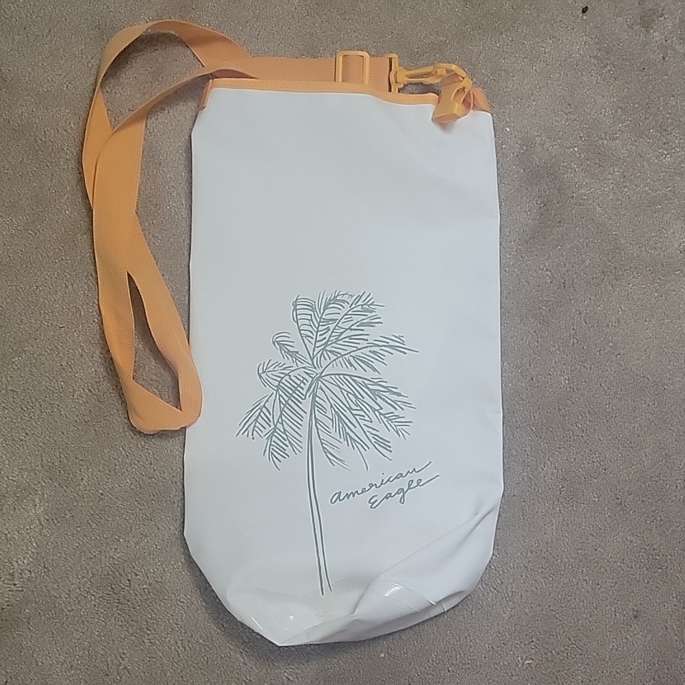 American Eagle beach bag